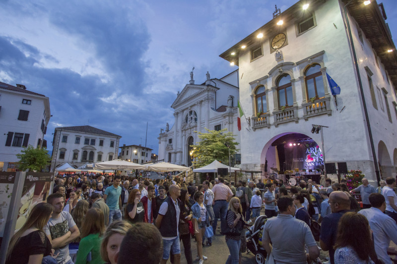 Il 28 e il 29 agosto il Consorzio del Prosciutto di San Daniele organizza un appuntamento speciale per celebrare il San Daniele DOP e il territorio, in attesa di Aria di Festa che tornerà a giugno 2022.