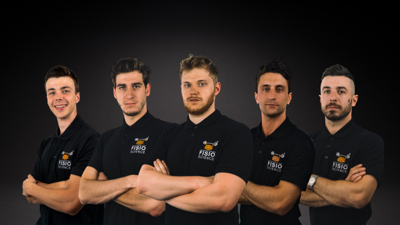 FisioScience è una startup innovativa che ha rivoluzionato la formazione in fisioterapia, dal “Netflix per fisioterapisti” fino alla casa editrice ed alle lezioni all’Università. È stata fondata nel 2018 da 5 fisioterapisti.
