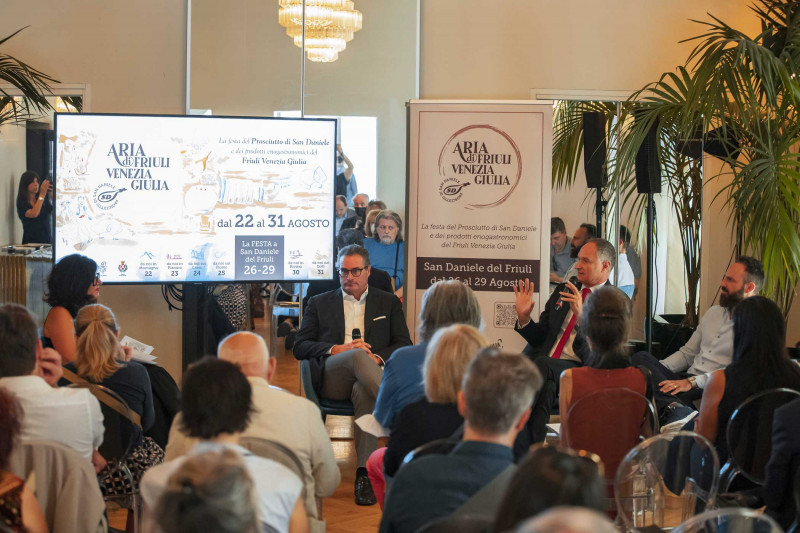 Dal 26 al 29 agosto 2022 a San Daniele del Friuli in programma “Aria di Friuli Venezia Giulia”, la formula dedicata alla festa del Prosciutto di San Daniele e ai prodotti enogastronomici regionali.