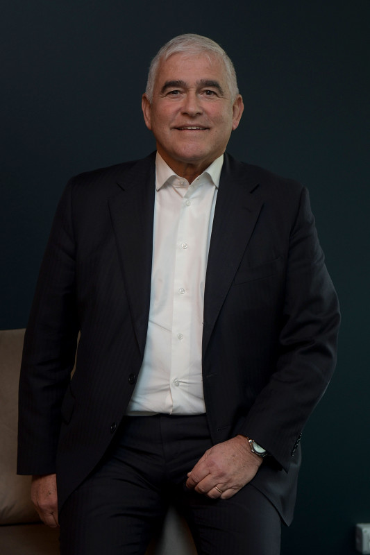 Howden, leader europeo di brokeraggio assicurativo, annuncia il rebranding a livello globale DA OGGI IL GRUPPO HOWDEN HA UN NUOVO E UNICO MARCHIO IN TUTTO IL MONDO In Italia ASSITECA diventa HOWDEN ASSITECA