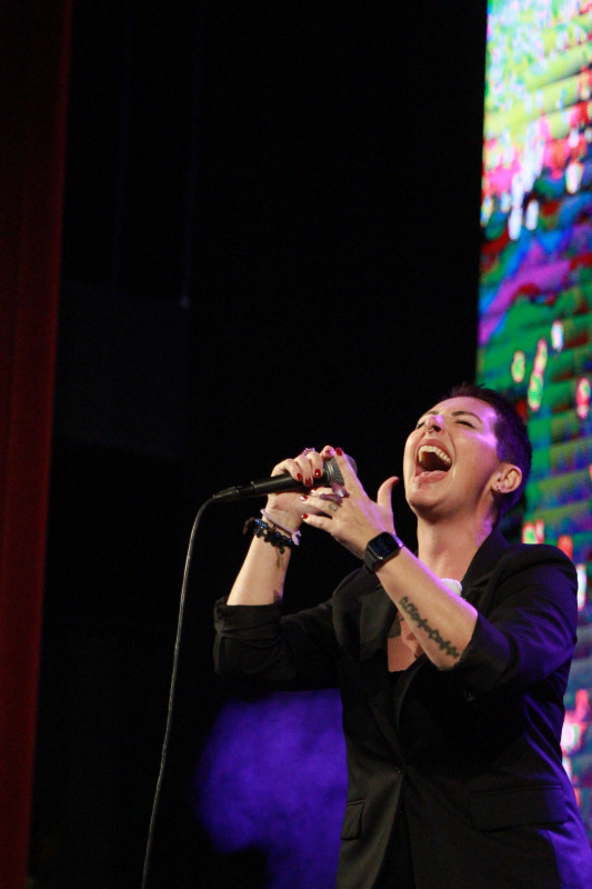 Dopo il Premio Orgoglio Italiano 2023, il podio a Sanremo Rock & Trend Live in the City, il premio speciale “Mio” al Cantagiro 2023, Freakybea, cantautrice italiana pop-rock vola verso New York, dove si esibirà al Columbus Day in onore dei festeggiamenti e delle comunità italiane in america.