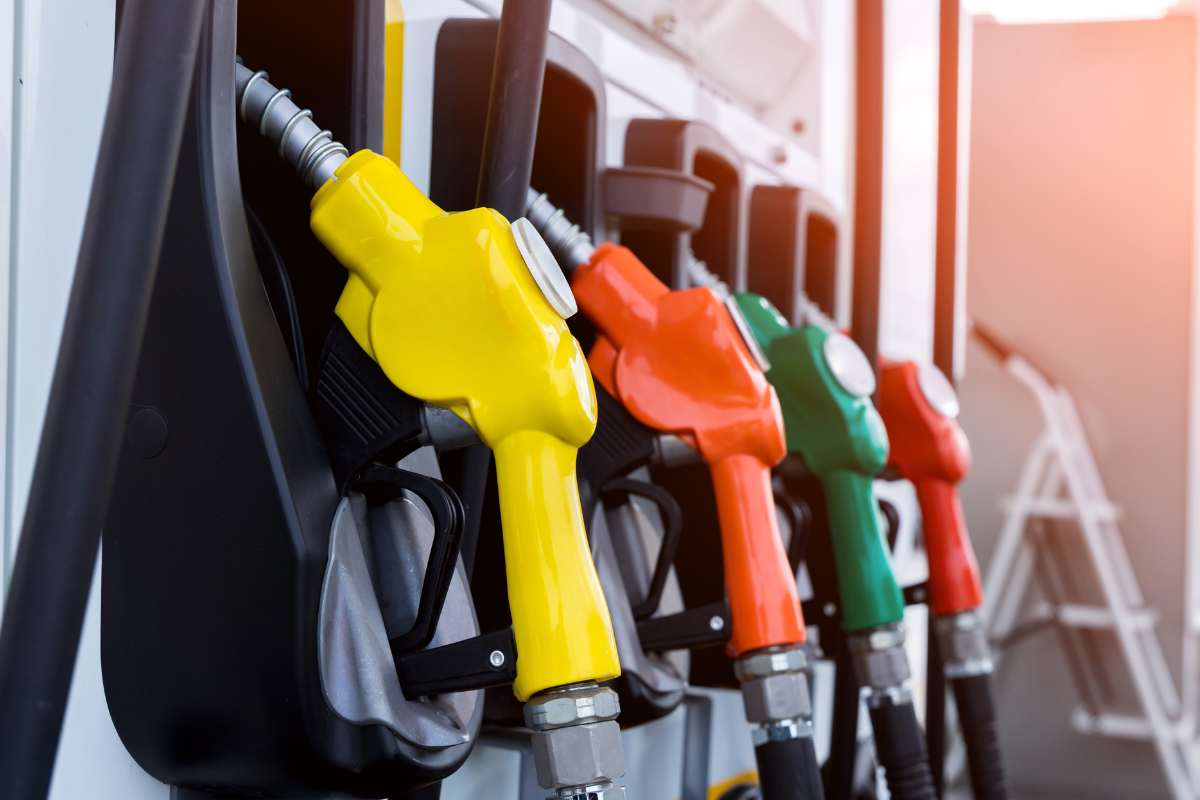 pompa di benzina 